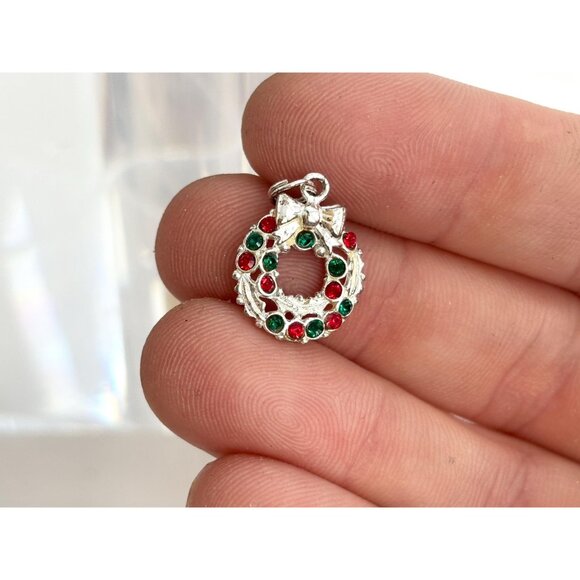 Christmas Wreath Green & Red Rhinestone 925 Sterling Silver Vintage Pendant - Picture 4 of 10